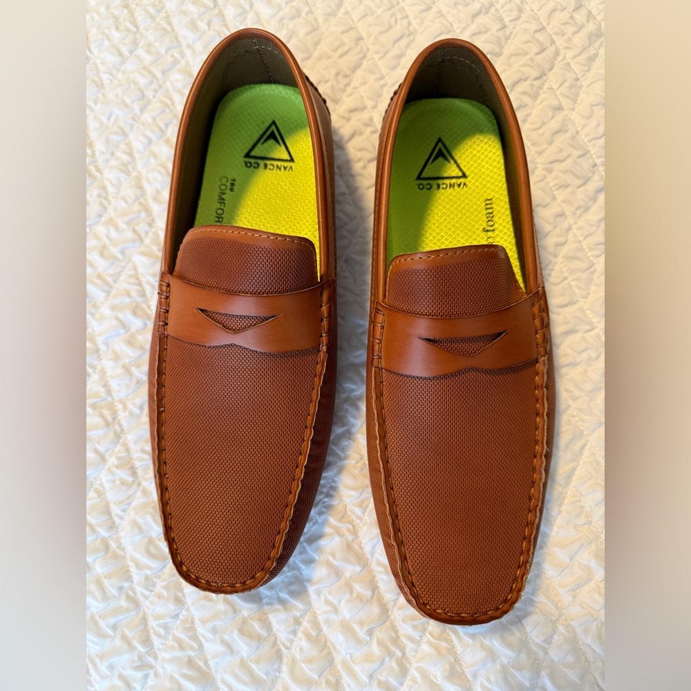VANCE Co. Isaiah Cognac Men’s size 9.5 NWT